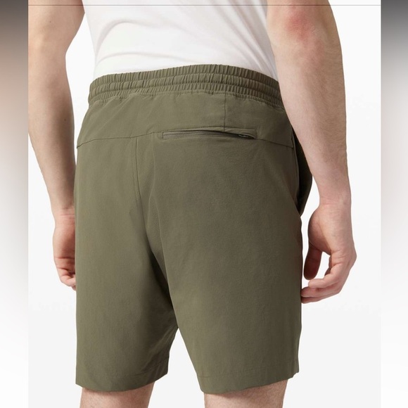 Lululemon men’s Bowline Short 8” RipstopSage size S - Picture 4 of 11